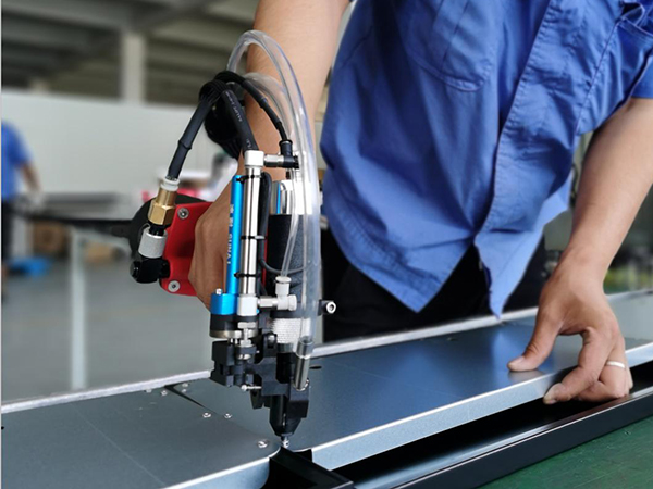 TIKTOK国际版色板氣動TIKTOK色板免费與廣日電梯達成合作